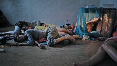 Storytelling | Julia Charlotte Richter Julia Charlotte Richter, Down the Rabbit Hole, Videostill (2010), Video, 6:35 Min (ohne Ton)