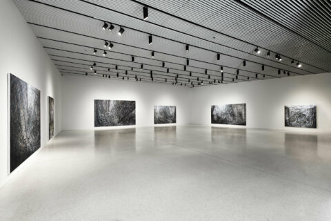 Ausstellung »HOME« - Sabine Hertig | Foto: Nils Klinger Blick in den Ausstellungsraum