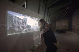 07. Froteufel | Die Entstehungsgeschichte des Deutschen Wörterbuches in 14 Szenen von Alexej Tchernyi. | © GRIMMWELT Kassel | Foto: Nikolaus Frank Eintauchen in die papierene Welt der Grimms. Die Entstehungsgeschichte des Deutschen Wörterbuches in 14 Szenen von Alexej Tchernyi.