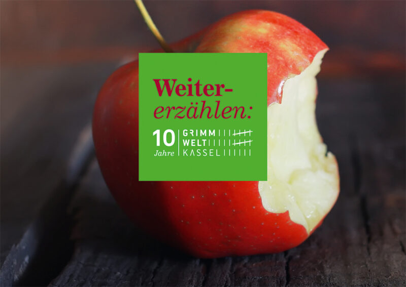 10 Jahre GRIMMWELT | Weitererzählen Ein angegessener roter Apfel